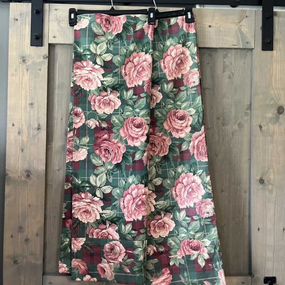 Vintage 90s Handmade Floral Pillow Cases Green Pink Roses Heavyweight King Size